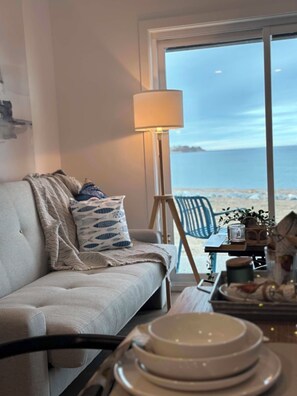 Appartamento Standard, vista spiaggia | Area soggiorno