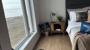 Standard Apartment, Beach View | Iron/ironing board, free WiFi