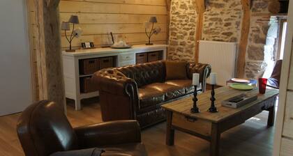 Chambre dâhĂŽtes « La Trouverie - Chambre 1 » avec terrasse, jardin partagĂ©s et Wi-Fi