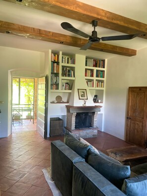 Interior - Tuscan Farmhouse with pool in the Chianti (Montefiridolfi)