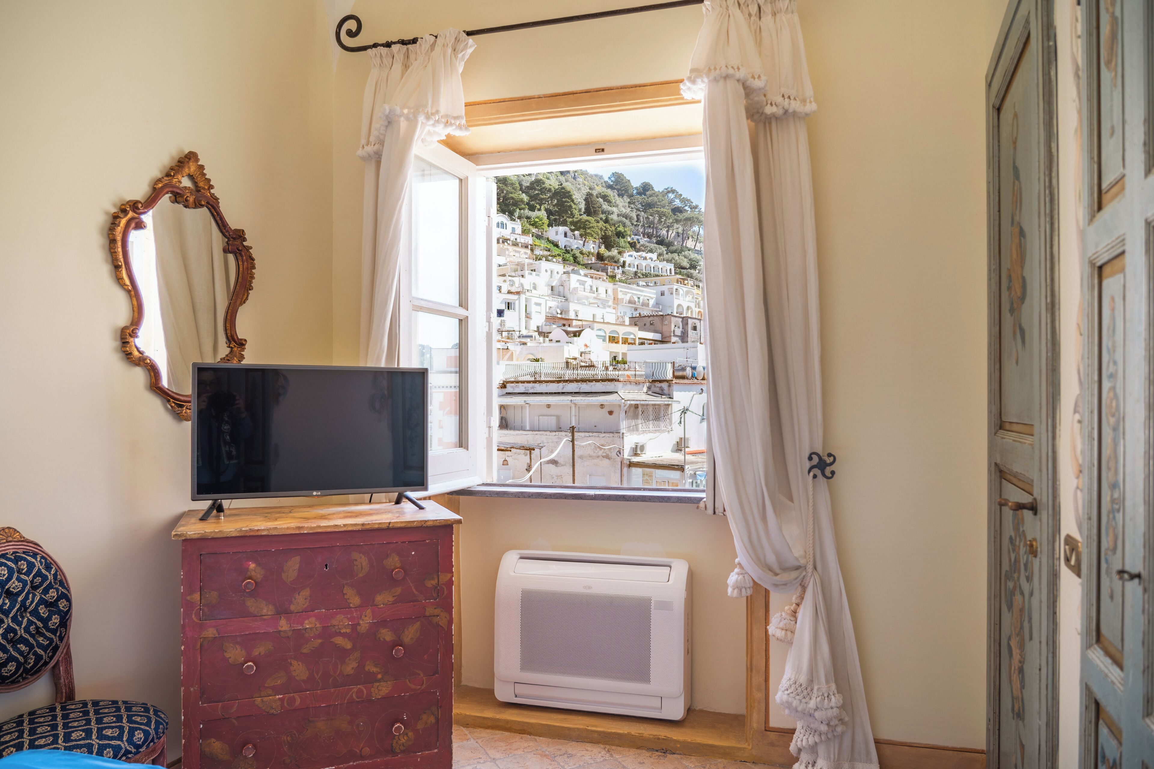 Comfort Room | View from room