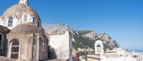 숙박 시설에서 보는 시내 전망