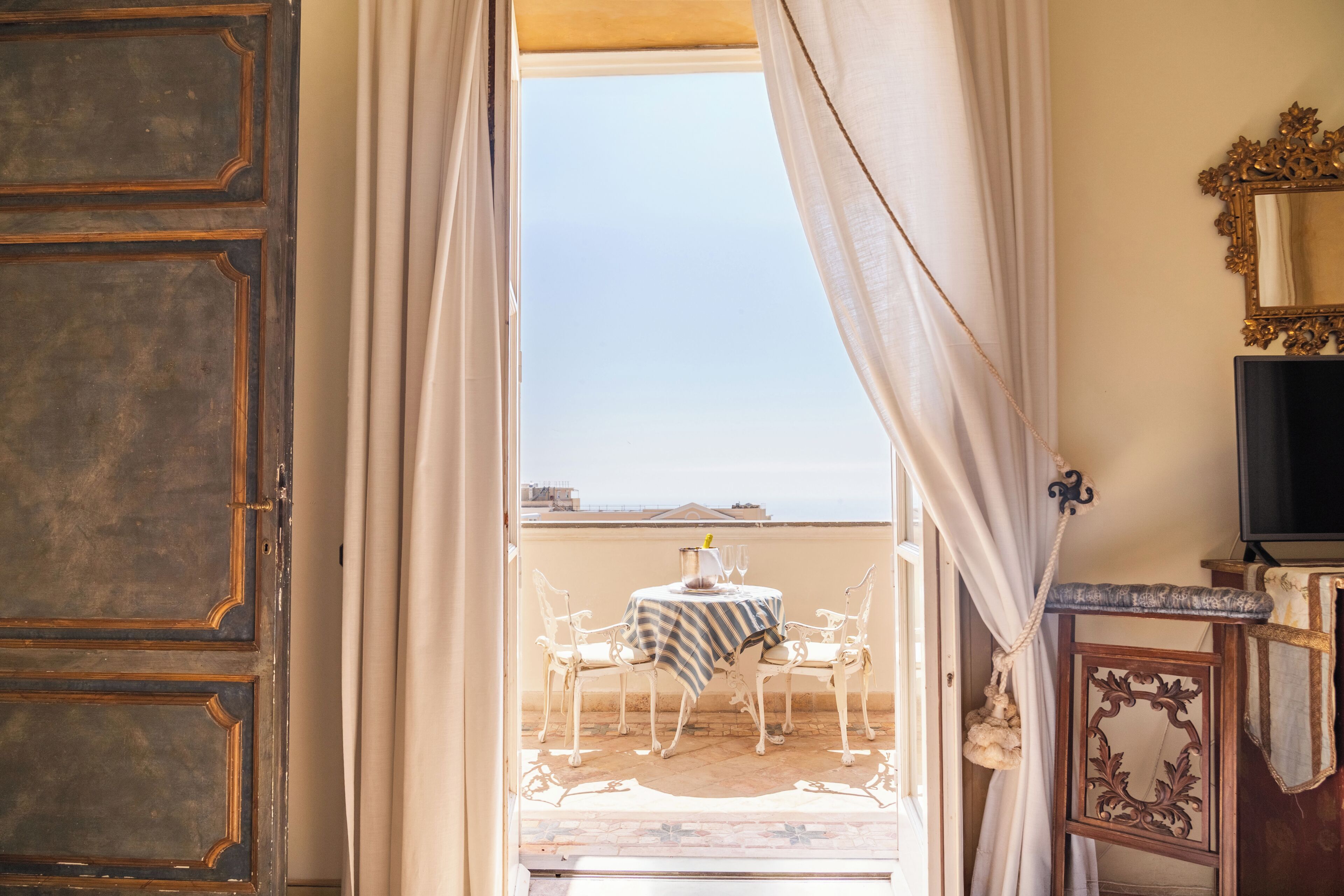 Deluxe kamer, uitzicht op zee, hoek | Terras