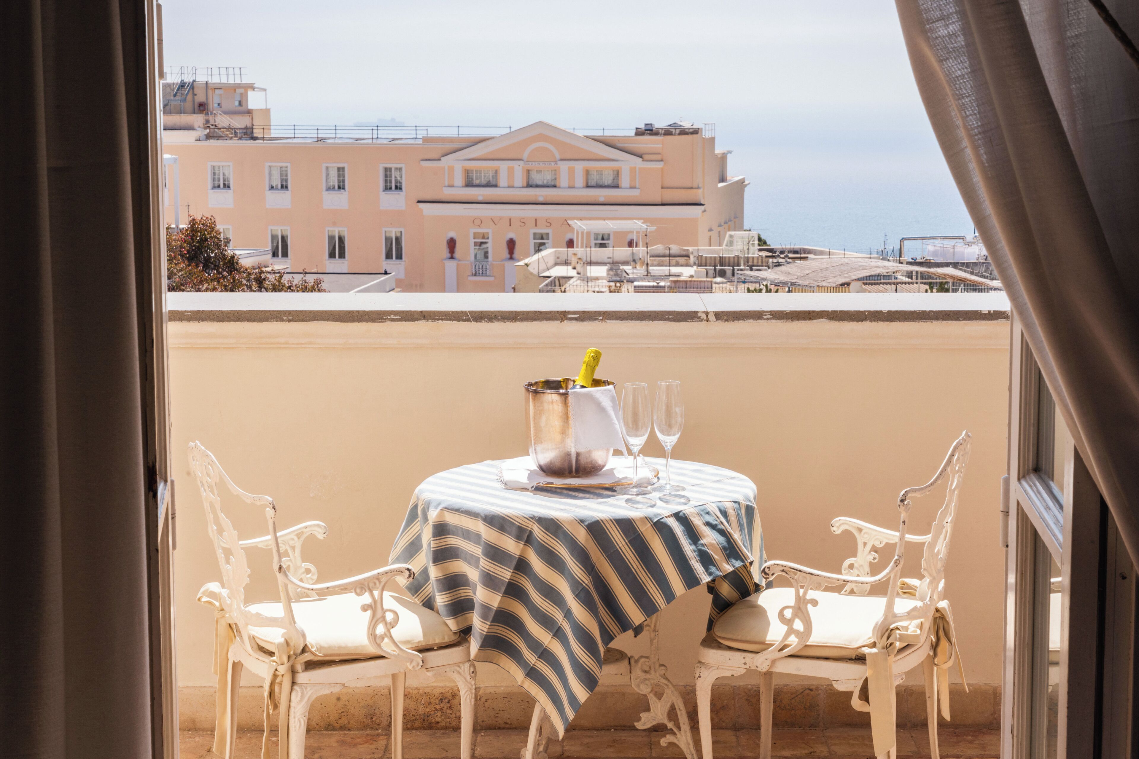 Camera Deluxe, vista mare, ad angolo | Terrazza/patio