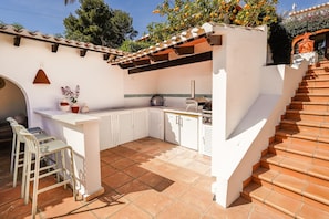 Unclassified image, 3 of 49, button - 4 Bedroom Villa with Designer Pool (Javea / Xàbia)