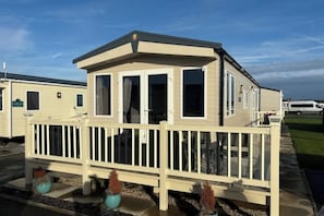 Exterior - Palm Grove 121 - Golden Palm Resort (Skegness)