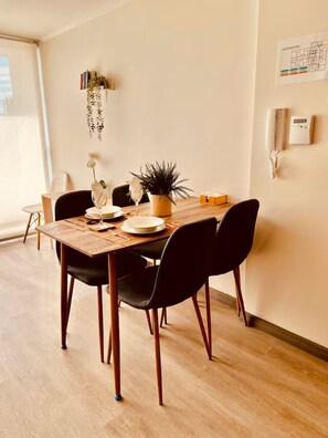 Dining - Beautiful and comfortable apartment with excellent location R11-1 (Santiago)