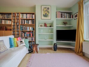 Living area - 20 Lym Close (Lyme Regis)