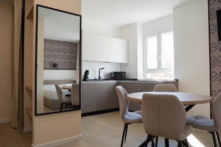 Dining. Deluxe Apartment