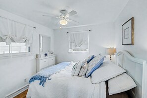 2 bedrooms, iron/ironing board, free WiFi, bed sheets