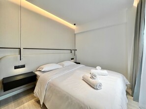 Junior Double Room, Sea View - Anghel Hotel (Glifada)