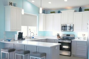 Private kitchen - Your Coastal Getaway:3BR/2BA Beach Retreat (Bolivar Peninsula)