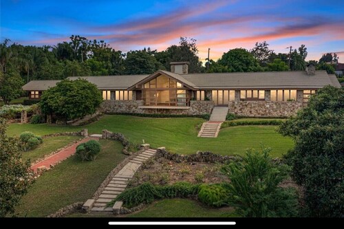 900 sq ft Luxury Spa Suite · 2SA · Lake Views