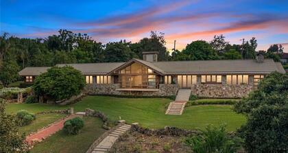 900 sq ft Luxury Spa Suite · 2SA · Lake Views