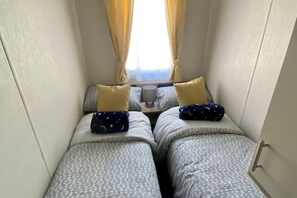 WiFi, bed sheets - Palm Grove 133 - Golden Palm Resort (Skegness)