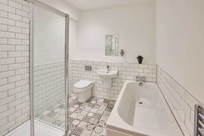 Shower - Host & Stay | Tower Suite (Blackpool)