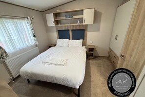 WiFi, bed sheets - Palm Grove 182 - Golden Palm Resort (Skegness)