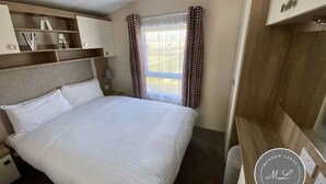 3 slaapkamers, wifi (toeslag), beddengoed