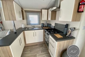 Private kitchen - Palm Grove 183 - Golden Palm Resort (Skegness)
