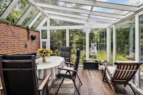 Struer Family House | 600m to Beach, Garden with Trampoline & Play Area