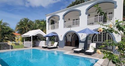 Sugarbird | Elegant 3BR retreat with private pool