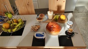 经典宿舍, 男女混合宿舍, 无烟房 | 用餐