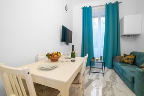 Interior - Apartment 'Bright Suite '46' Cosy and Central' with Wi-Fi and Air Conditioning (Milano)
