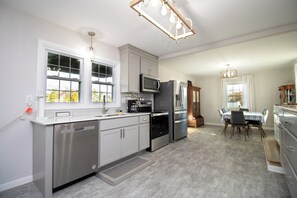 Micro-ondes, plaque de cuisson