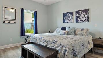 Iron/ironing board, internet, bed sheets