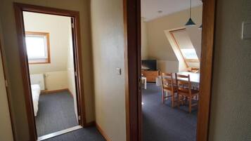 Comfort Apartment, Balcony, Garden View | Interior
