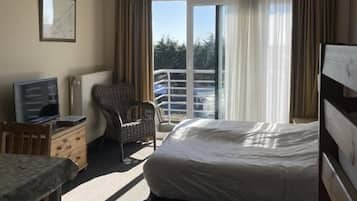 Standard Studio, Balcony | Laptop workspace, free WiFi