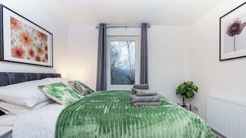 Fer et planche Ă repasser, Wi-Fi, draps fournis