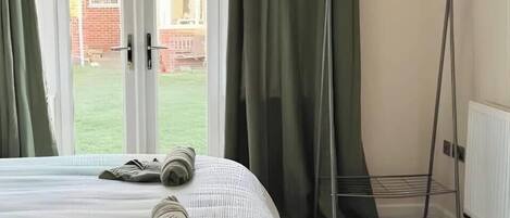 Strykejern/-brett, wi-fi og sengetøy