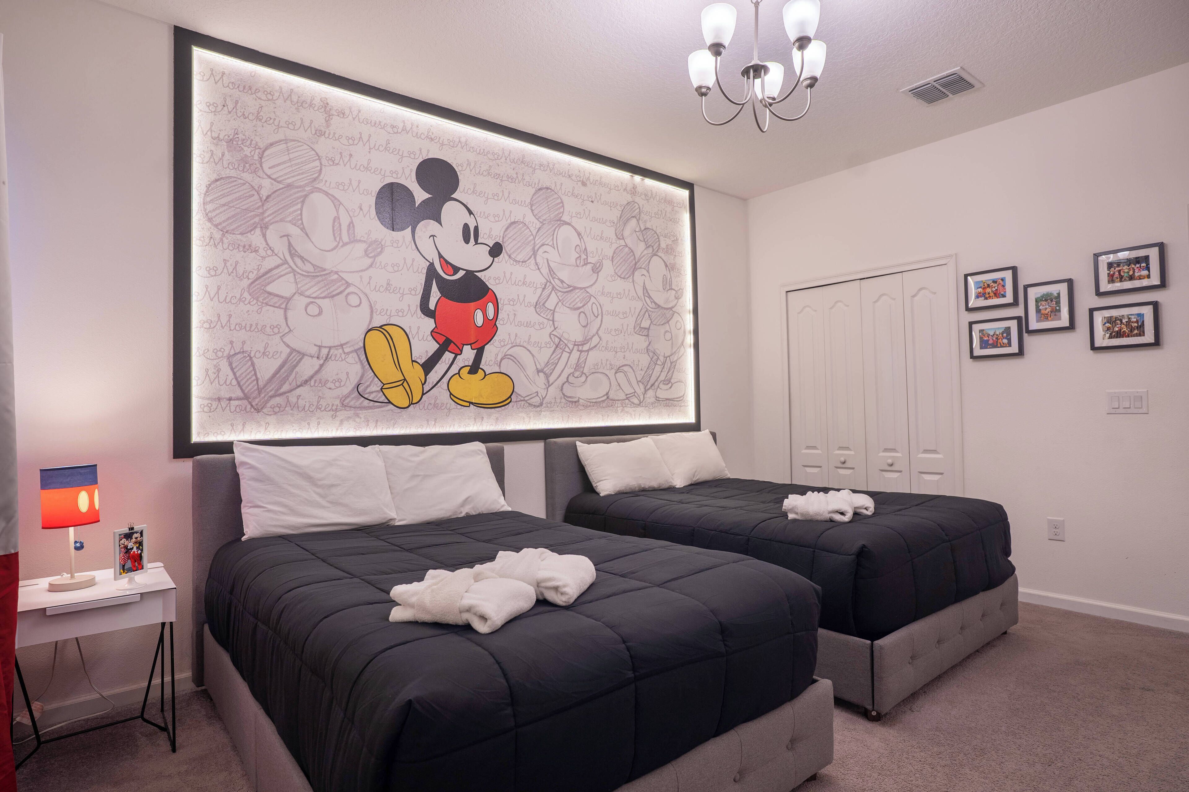 Bügeleisen/Bügelbrett, Reisekinderbett, WLAN, Bettwäsche