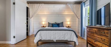 1 quarto, escrivaninha, ferros/tábuas de passar roupa, Wi-Fi de cortesia