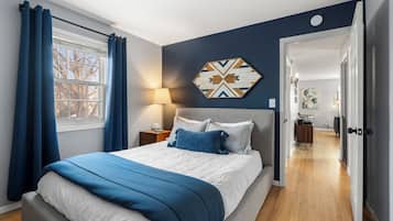 2 camere, una scrivania, ferro/asse da stiro, Wi-Fi gratuito