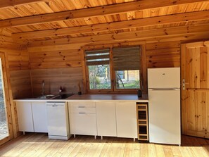 Chalet Confort, vista al jardín | Cocina privada