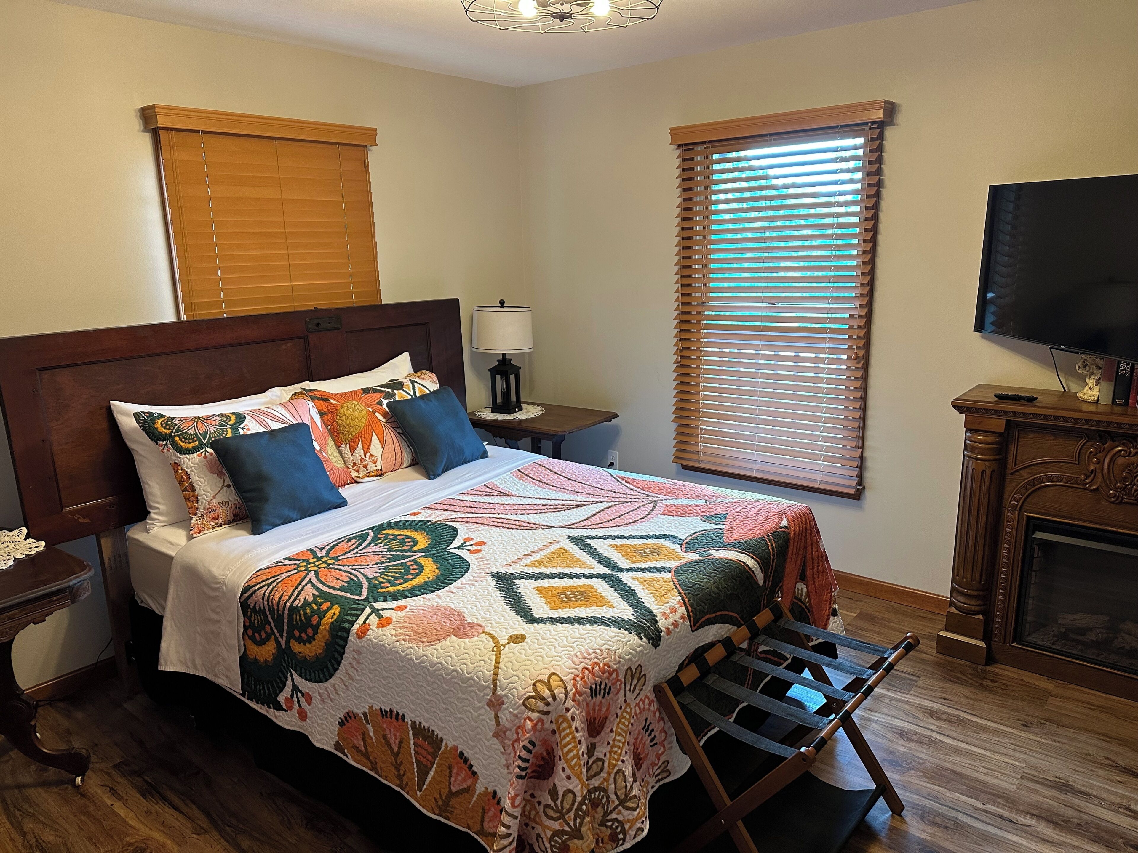 2 chambres, fer et planche à repasser, Wi-Fi gratuit, draps fournis