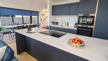 Máy rửa bát, dụng cụ nấu nướng/bát dĩa/dao nĩa