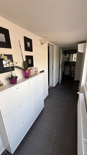 Interior - Elite 2-bedroom apartment with AC/heating and free parking (Timișoara)