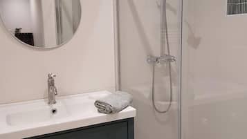 Handtücher, Seife, Toilettenpapier
