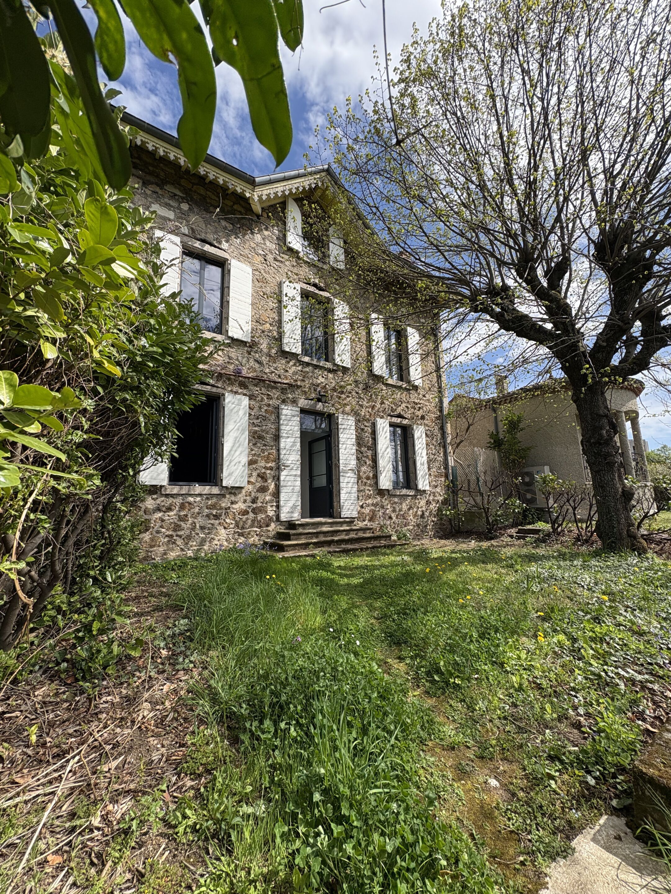 Familienhaus, Gemeinschaftsbad, Gartenblick | Außenbereich