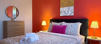 Comfortable 1BR in West Island  + Free Parking