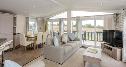 Helvellyn (Pet), Penrith