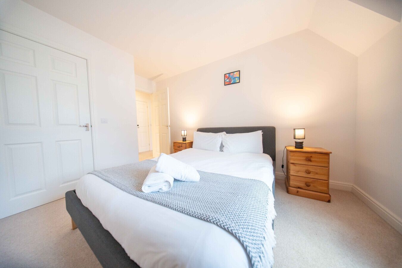 Iron/ironing board, travel cot, WiFi