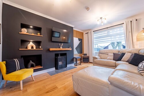 5 Montrose Avenue near Fort William
