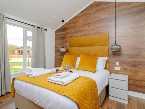 The Woodnewton, Wansford