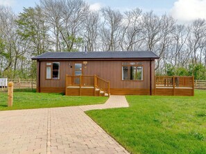 Exterior - The Woodnewton, Wansford (Wansford)