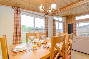 Dining - The Wansford, Wansford (Wansford)