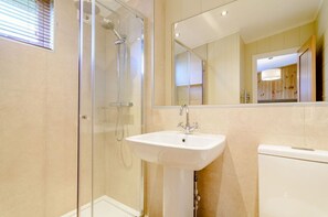 Shower - The Wansford, Wansford (Wansford)